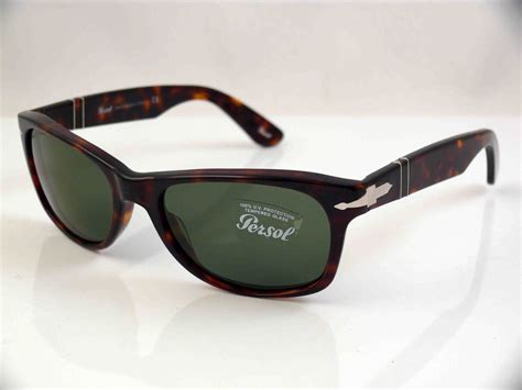 italian made sunglasses for women.